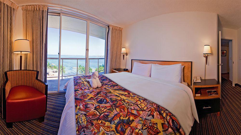 Wyndham Nassau Resort Экстерьер фото